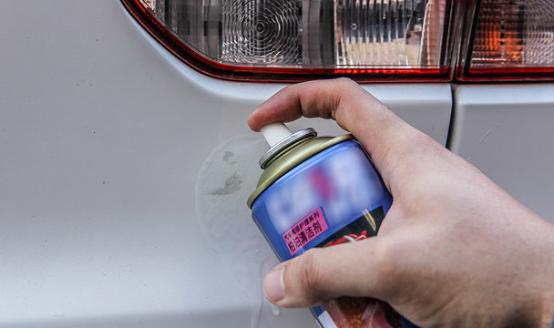 车身上的实习标志怎么去除,小课堂如何去除车身标贴