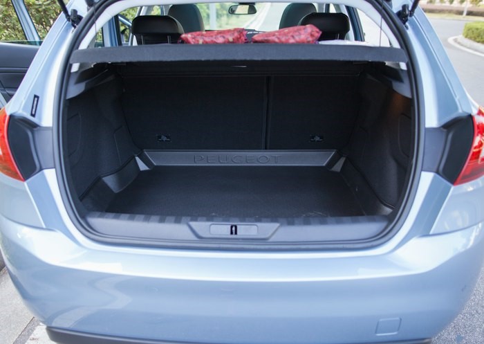 标致308s二手车15年价格1.6t,标致308s顶配睿驰版1.6t