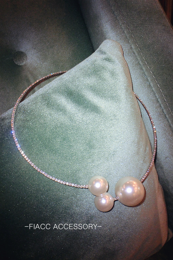 女生为什么非要戴项链,女生都会戴项链吗