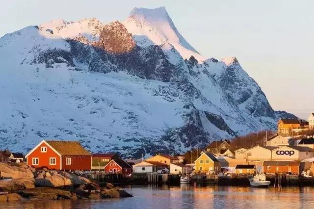 挪威最著名的美景挪威峡湾图片,挪威峡湾中最美的一处