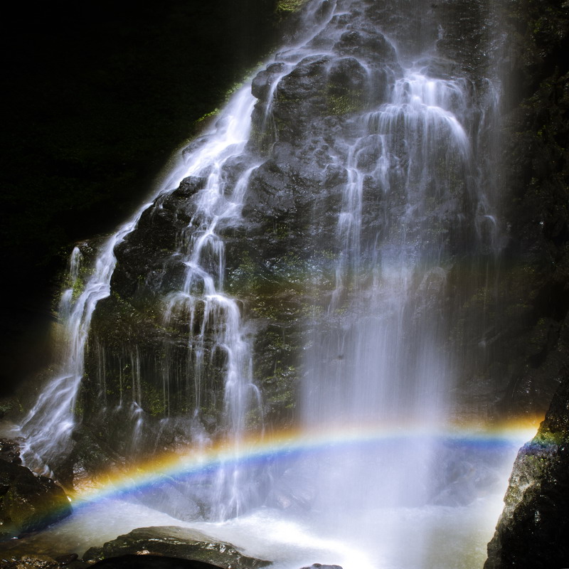 雨天永泰百漈沟景区,别有洞天溶洞