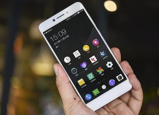 情侣情人节礼物 (2019年情人节礼物推荐)