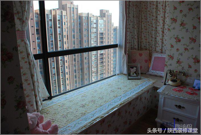 133平4室2厅2卫的四叶草户型装修,133平4室2厅2卫极简奶油风格