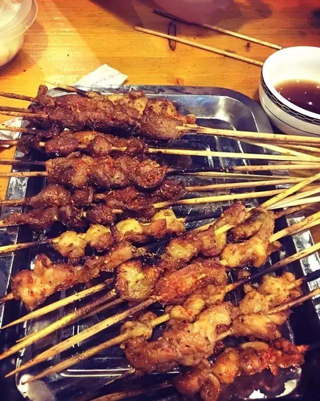 想和你一起吃遍各种美食,和你一起吃遍各地的美食