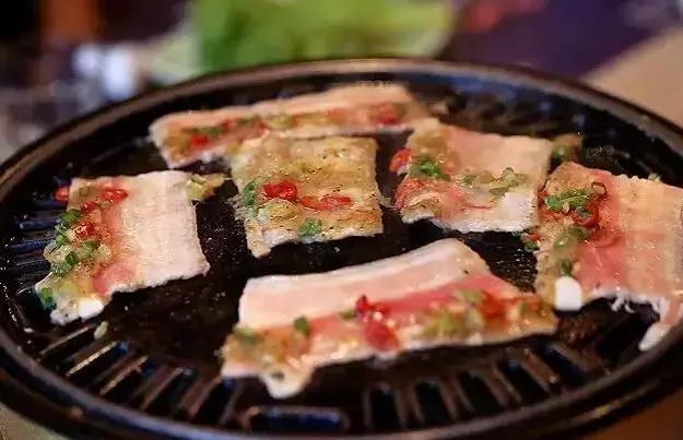 想和你一起吃遍各种美食,和你一起吃遍各地的美食