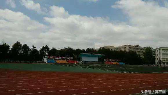 广州黄埔最大的学校,中国最牛的学校黄埔军校