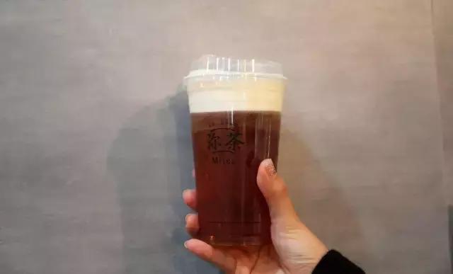 我们喝了100杯奶茶，胖了8斤，写了这篇杭州最全奶盖茶攻略