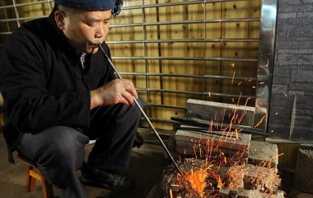 银匠杨光宾,杨光宾银饰