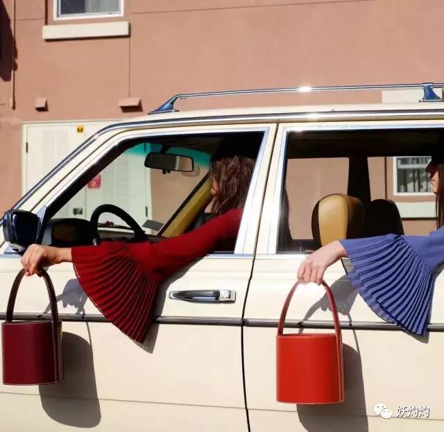 情人节买包包给女朋友,情人节买包子送包视频