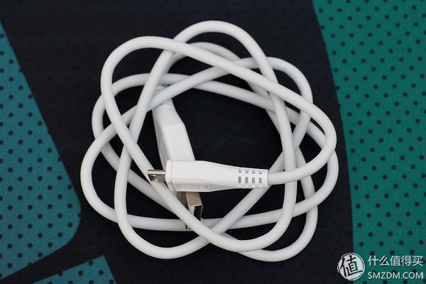 vivoxplay6内外屏是一体的吗,vivoxplay6曲面屏参数