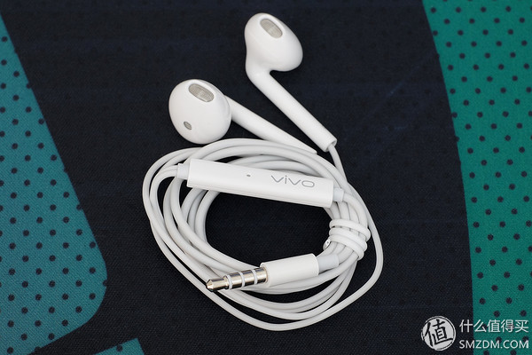 vivoxplay6内外屏是一体的吗,vivoxplay6曲面屏参数