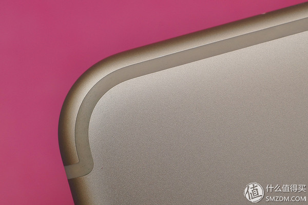 vivoxplay6内外屏是一体的吗,vivoxplay6曲面屏参数