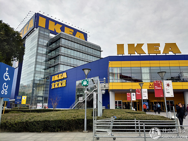 vivoxplay6内外屏是一体的吗,vivoxplay6曲面屏参数