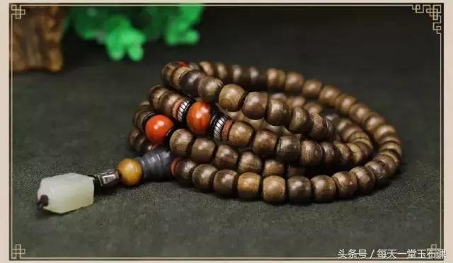 十二星座适合戴什么手串,十二星座手串排行榜