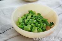 西兰花藜麦饭团,橄榄油西兰花汁