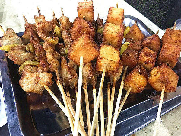 半张毛爷爷就能装逼的小馆子,让你剁手不吃土!