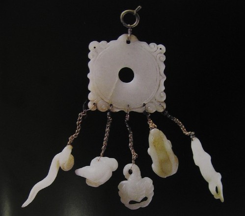 和田玉五行属土还是属金,和田玉五行到底属什么