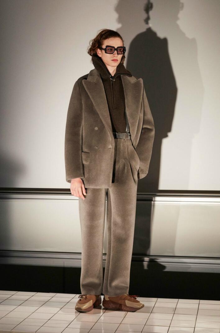 秋冬简约男装,秋冬男装流行款式