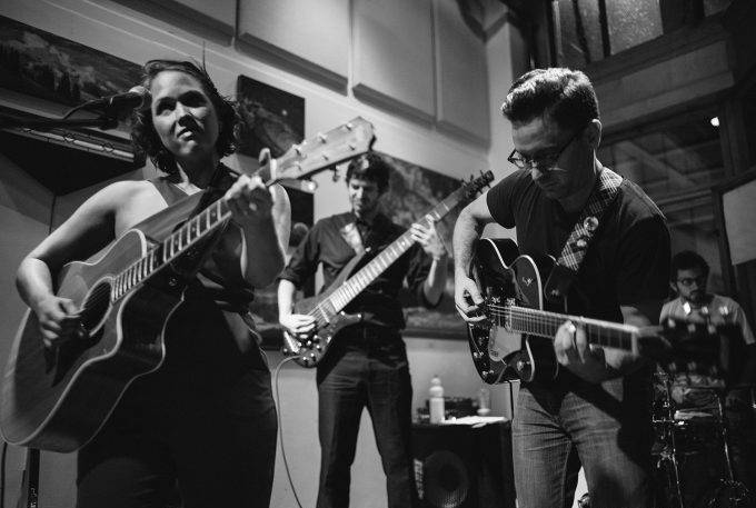 定位独特的LeicaM-D,只是没有屏幕而已吗?