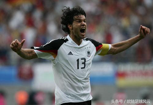 你还记得你的足球初恋吗,还记得你与足球的第一次恋爱吗