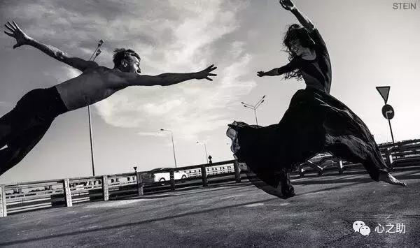 为何现在的女人越来越强势,为什么现在的女人越来越强势