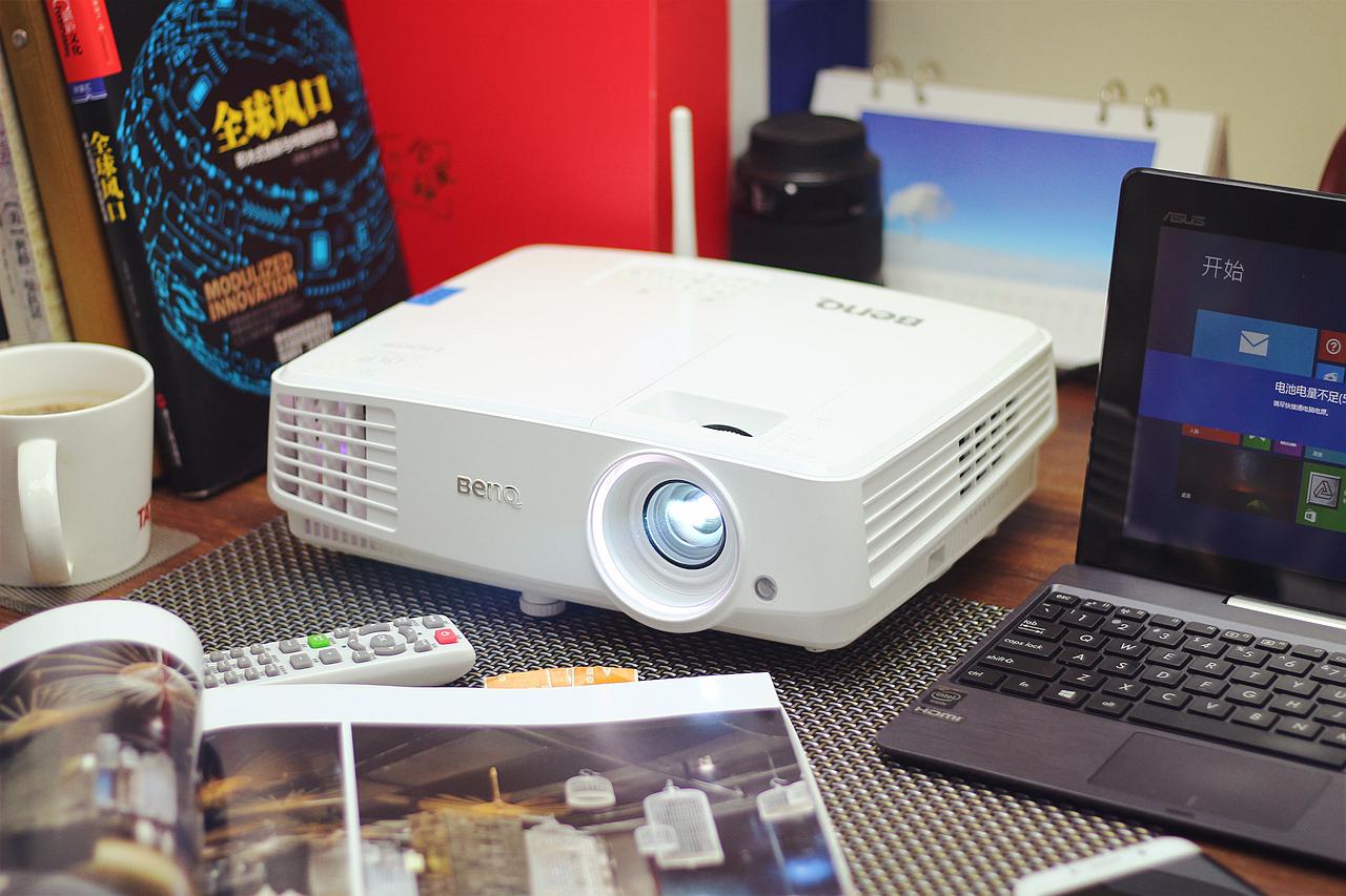 明基投影机e560,明基e560投影机没遥控器使用方法