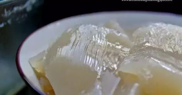 吃什么食物抗衰老美容有胶原蛋白,你以为吃猪蹄真的能补充胶原蛋白