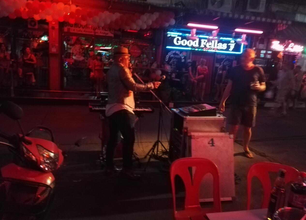 娉板浗鑺彁闆呭寳鍖簆attayaposh鍏瘬,娉板浗鑺彁闆卲attaya娴锋櫙