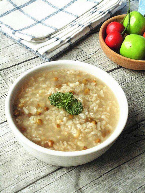 祛除脾湿的最好方法,脾湿要吃什么中成药才不上火