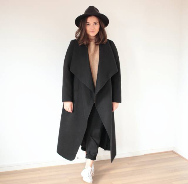 这个肉乎乎身高不到160的女孩，却被网评为最美时尚教主！