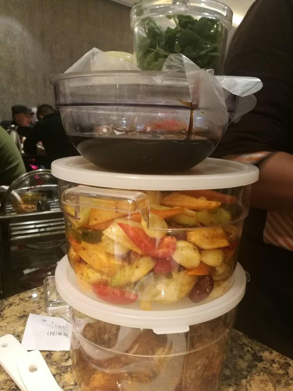 南充黄记煌三汁焖锅王府井店团购,探店黄记煌三汁焖锅