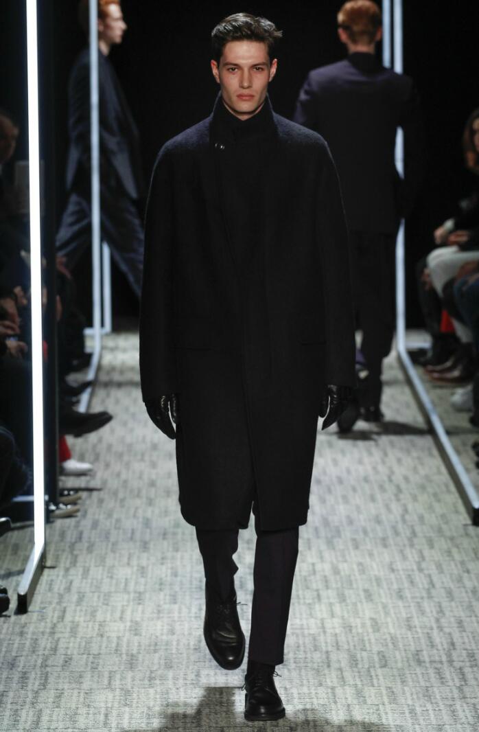 秋冬简约男装,秋冬男装流行款式