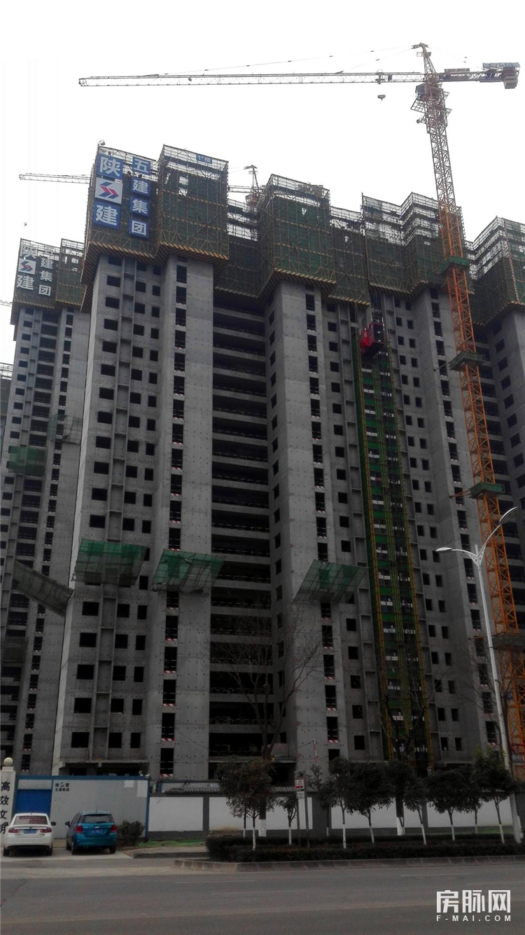 左边万科城，右边智慧城，合能公馆在长安一点也不偏！