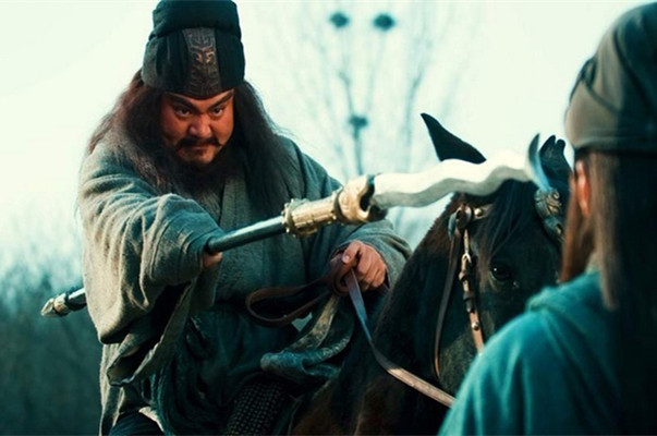 三国演义刘备关羽张飞大战吕布,三国演义刘备关羽张飞与吕布打斗