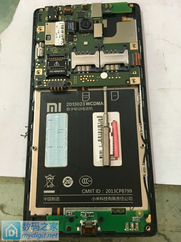 红米完整后置镜头怎么换,红米1s拆机换屏幕教程