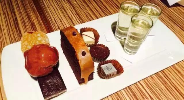 爆红朋友圈的21家的甜品店,只怕你不敢点开!