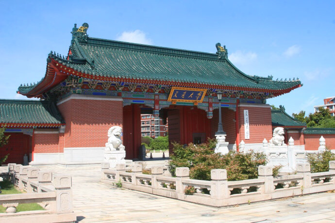 上海交通大学真的有那么好吗？老学姐含泪反思！