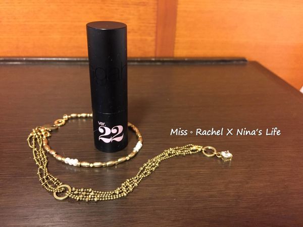 好用平价护唇膏推荐女款,适合干唇的润唇膏推荐