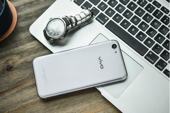 vivo续航方面,vivo续航能力如何