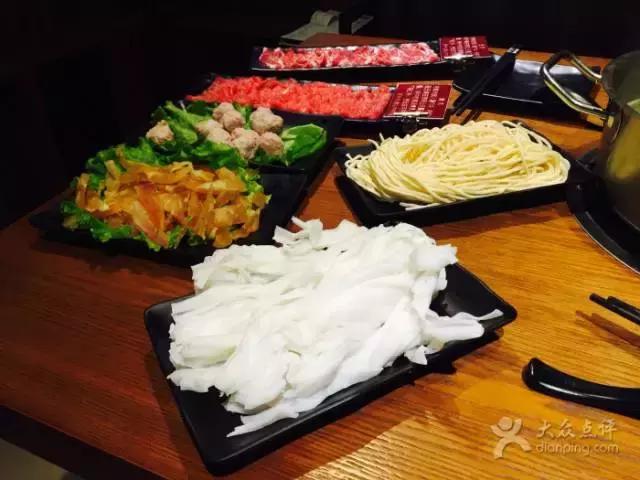 穿上马甲就不认识你了下一句,穿上马甲我就不认识你了表情包