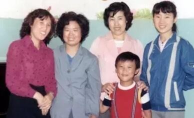 足坛忠诚故事：京城风云，龙队传说