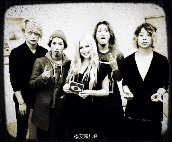 oneokrock兄弟,oneokrock艾薇儿妹妹