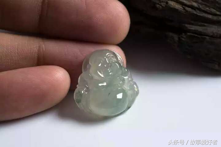 民间故事翡翠玉镯,翡翠民间故事