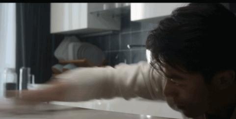 老婆的洁癖已经严重影响生活了,女人生活中严重洁癖