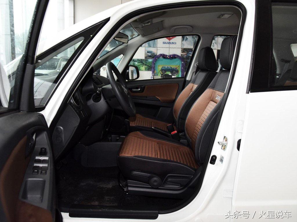 国产两驱标配全景天窗一键启动,全系标配一键启动的车