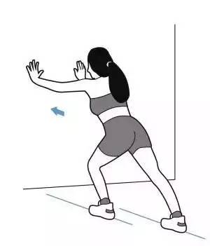 学羽毛球胳膊粗细不一样怎么办,女生打羽毛球如何防止胳膊变粗