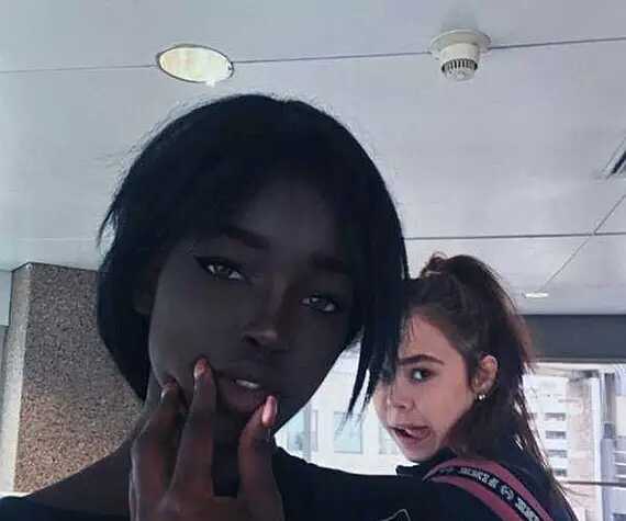 新一代黑色*女素**神诞生，没有最黑只有更黑