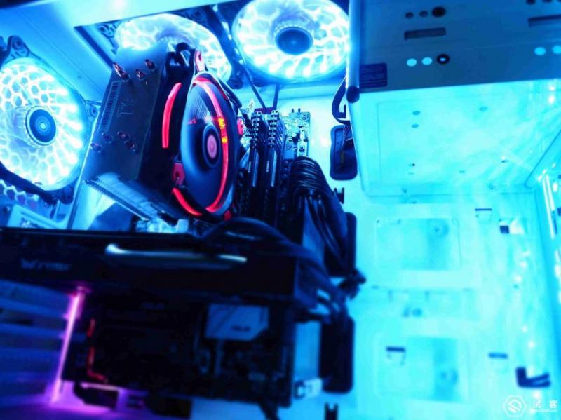 酷睿cpu和华硕cpu哪个更好,攒机cpu主板哪个贵点