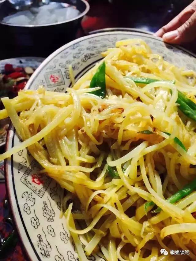 霜姐探店｜客观品评行走西昌系列之高山苞谷饭庄