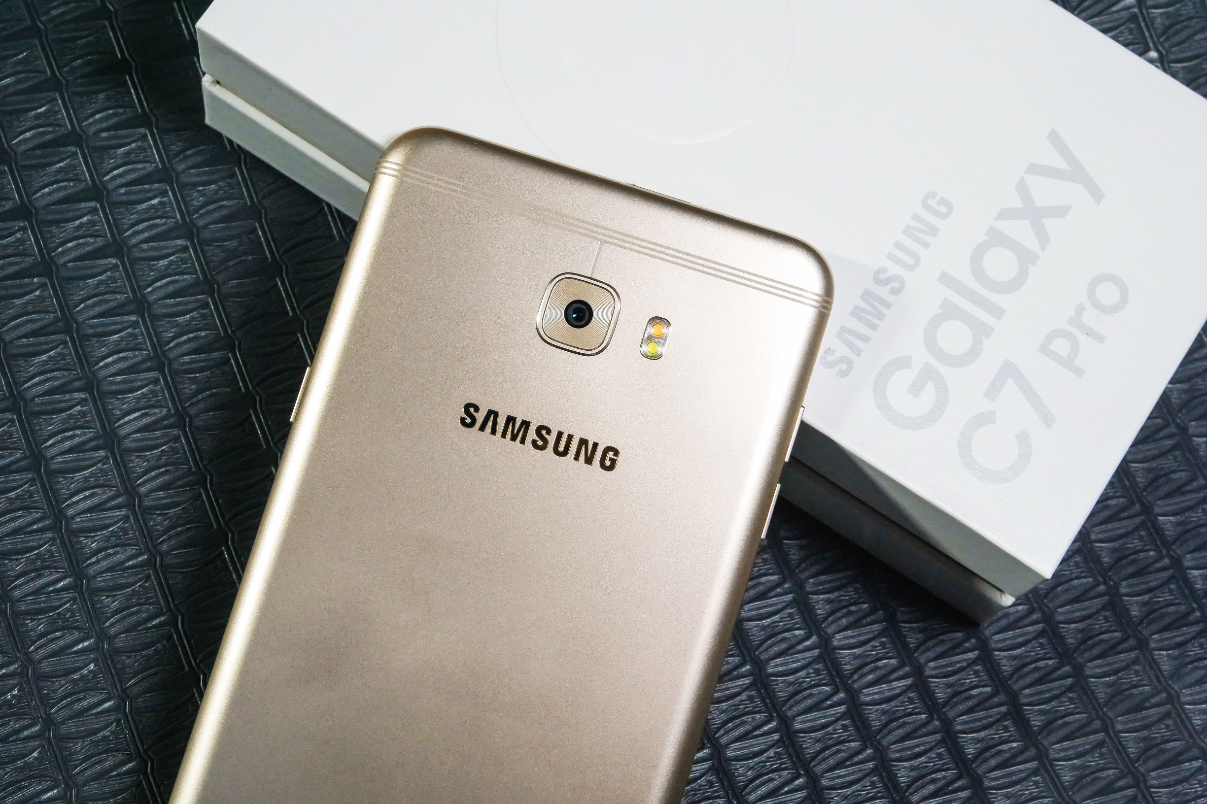 三星盖乐世c7pro好吗,盖乐世pro对比857